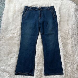 Levi Strauss Signature Bootcut Jeans Size 18